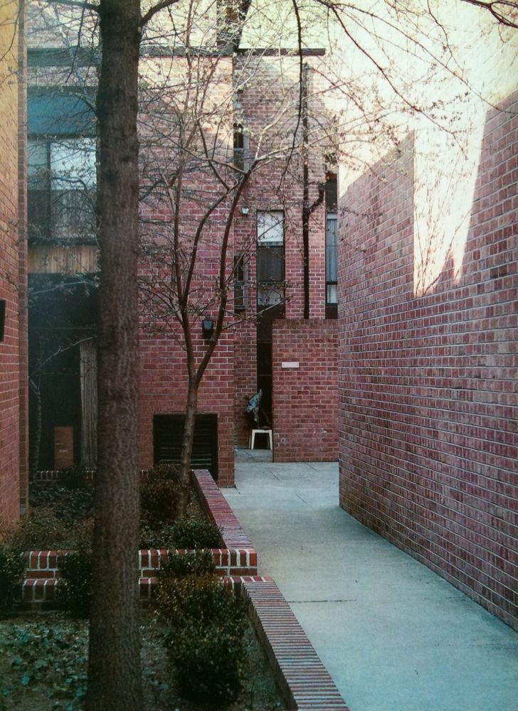 Penn's LAnding square philadelphia From Antonino Saggio book on Louis Sauer